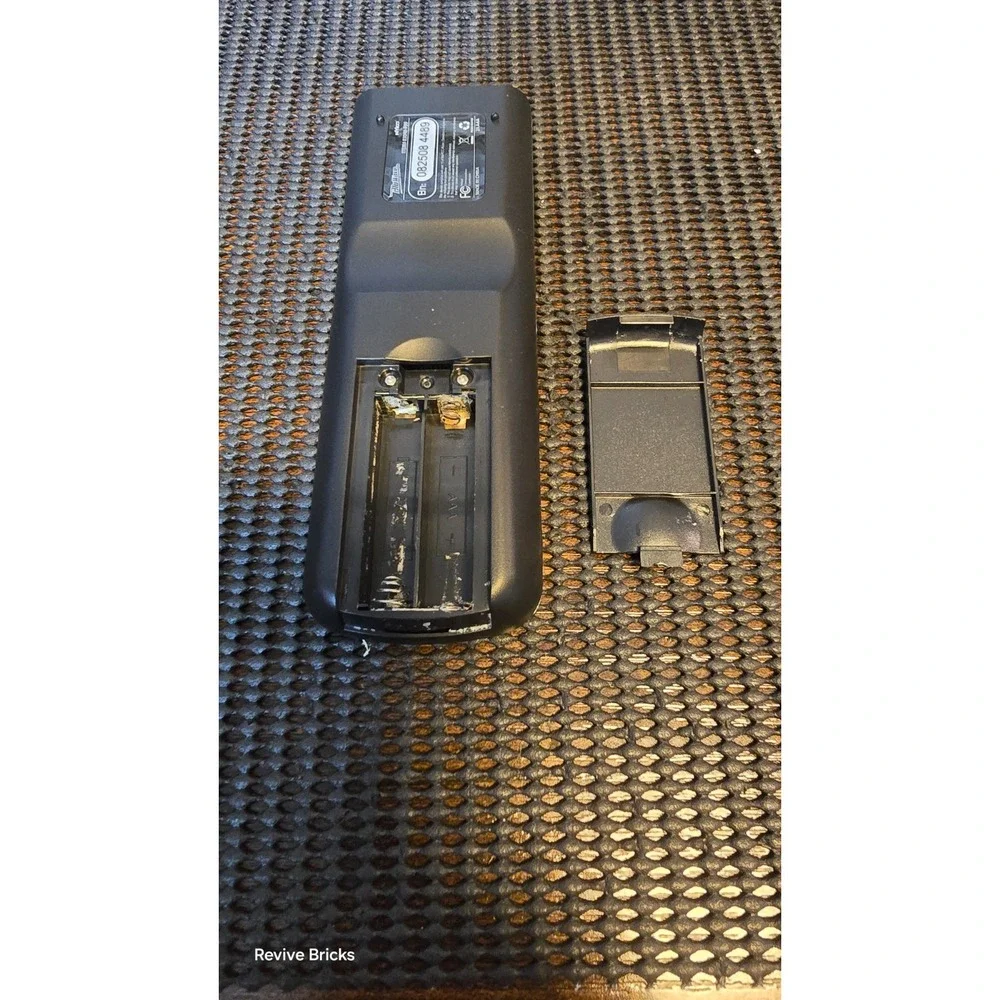 Nyko BluWave 83040-F09 Infrared Remote Control for PlayStation 3 W Dongle Tested